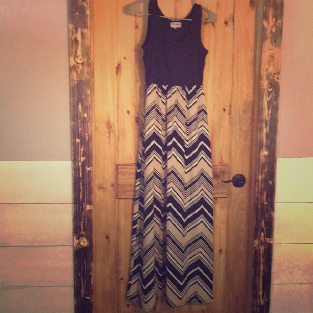 Chevron Maxi Dress for Summer!
